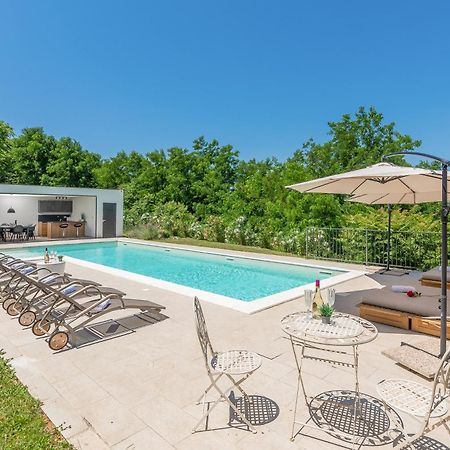 Villas Martincici With Large Pool グロジュニャン エクステリア 写真