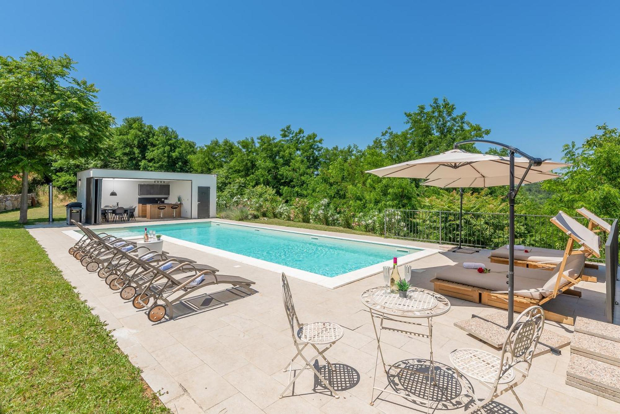 Villas Martincici With Large Pool グロジュニャン エクステリア 写真