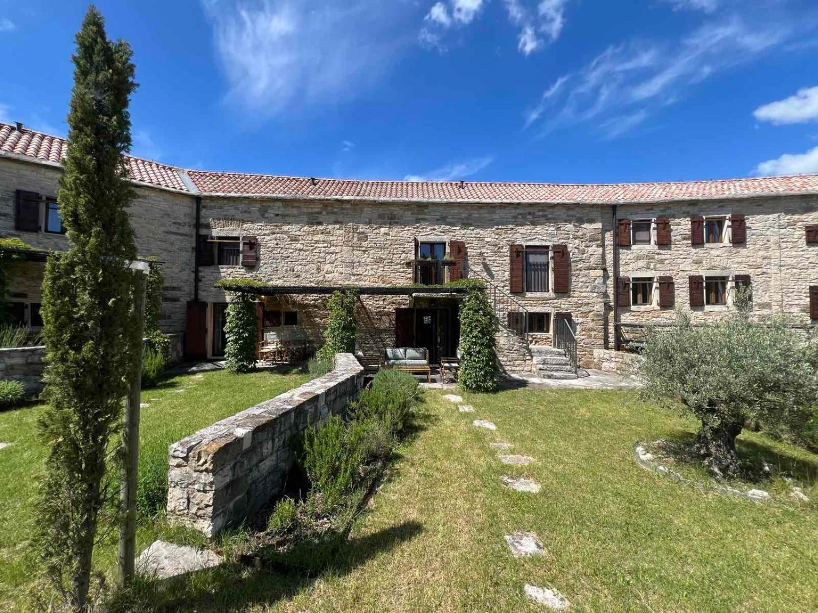 Villas Martincici With Large Pool グロジュニャン エクステリア 写真