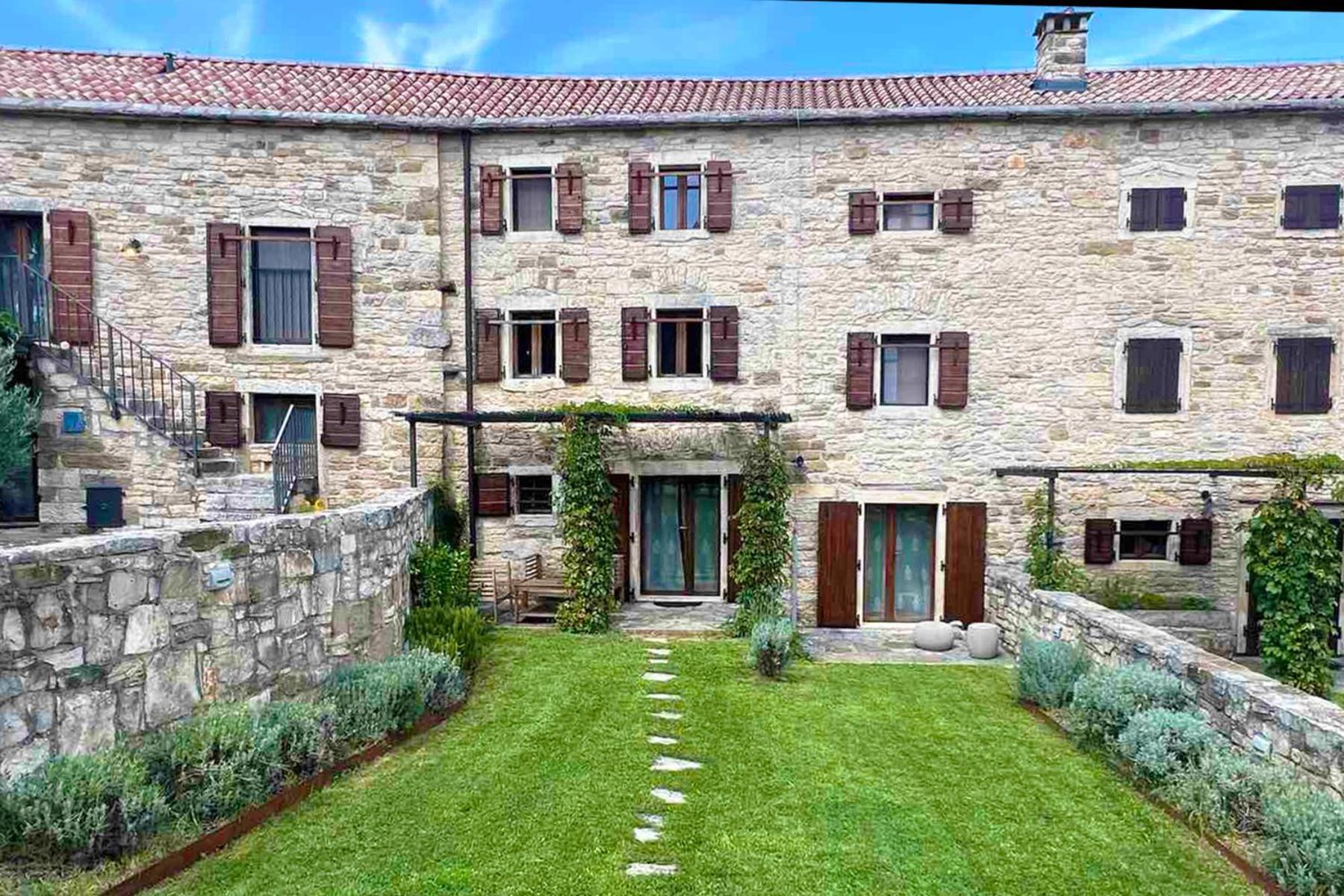 Villas Martincici With Large Pool グロジュニャン エクステリア 写真